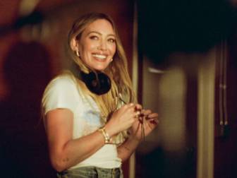 Hilary Duff Signs Atlantic